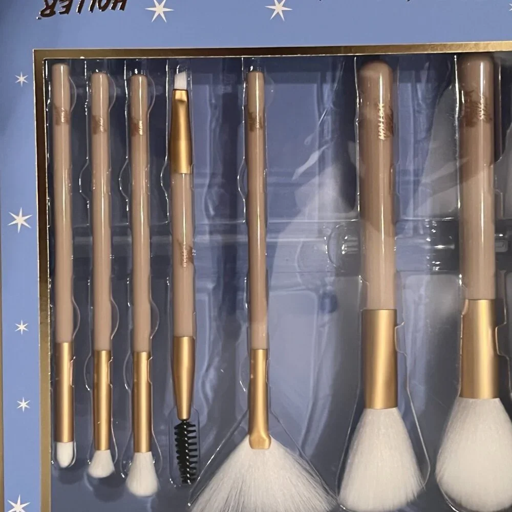 Blending Make Up‎ Brushes. (2 sets / 7 brushes in a set) (NEW) (h/x)